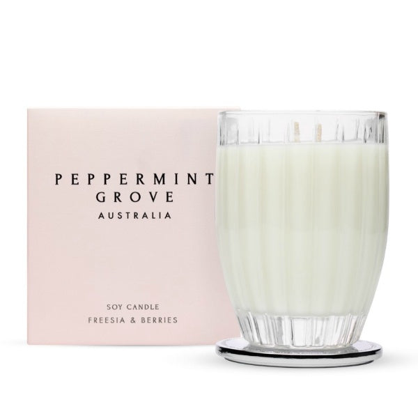 Peppermint Grove Freesia and Berries Large Candle 370g